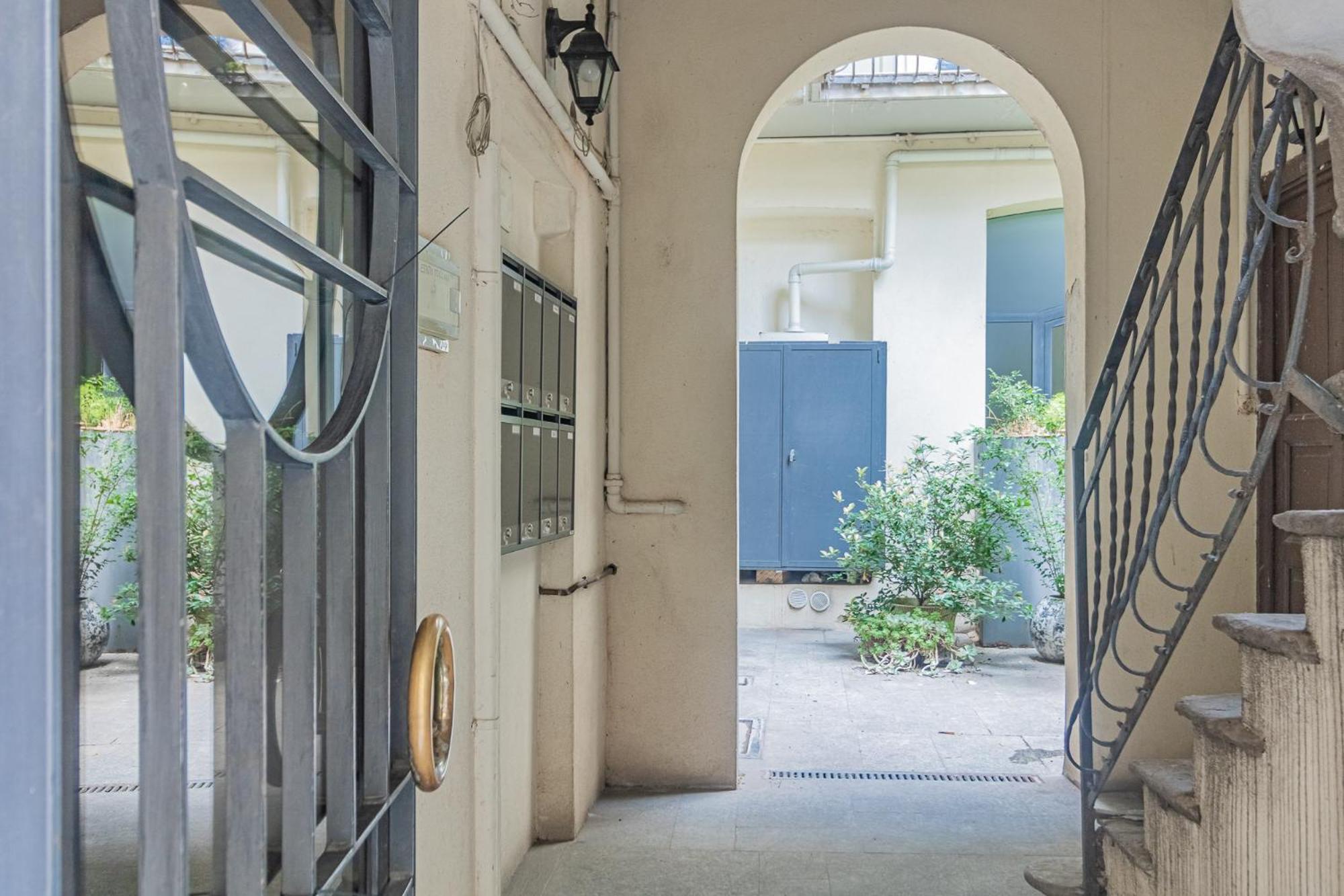 Thea - Centro Storico Bed & Breakfast Monza Luaran gambar